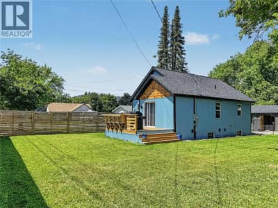 987 Kettle River Drive, Grand Forks