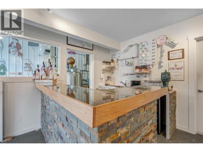 18006 Bentley Road Unit# 101, Summerland