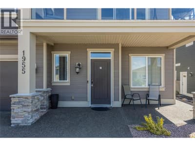 Front Entrance, Large Patio!