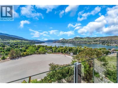 8780 Braeburn Drive, Coldstream
