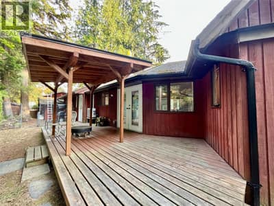 225 6th Street, Nakusp