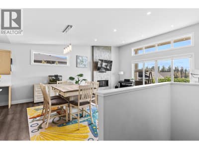 2562 Crown Crest Drive, West Kelowna