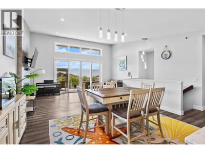 2562 Crown Crest Drive, West Kelowna