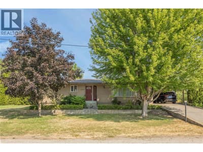 Welcome to 3259 St Amand Road!