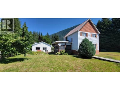 318 8th Avenue, New Denver