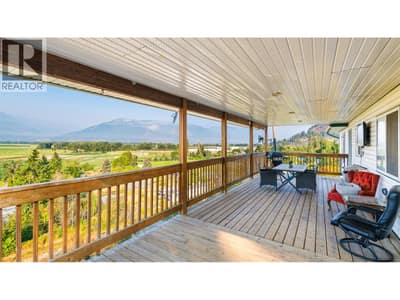 4840 Lower Wynndel Road, Wynndel