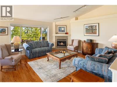 754 South Crest Drive, Kelowna
