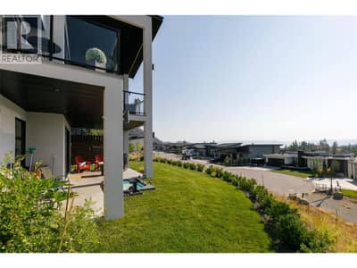 2510 Tallus Heights Lane, West Kelowna