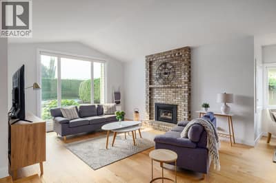 1620 Pritchard Drive, West Kelowna