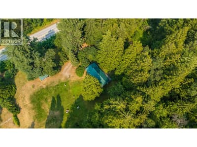1562 Arrow Lakes Drive, Castlegar