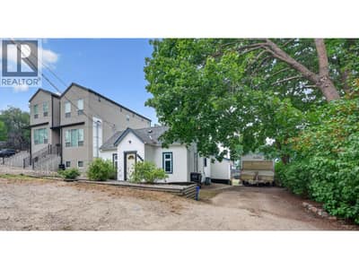 2004 33 Street, Vernon