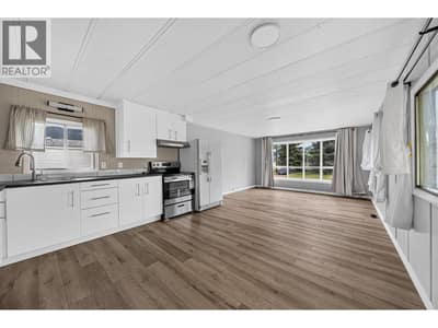 7555 Highway 43 Unit# D6, Sparwood