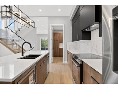 757 Barnaby Road Unit# 1, Kelowna