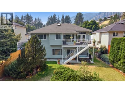 2142 Shannon Woods Way, West Kelowna