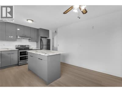 864 McKenzie Road, Kelowna