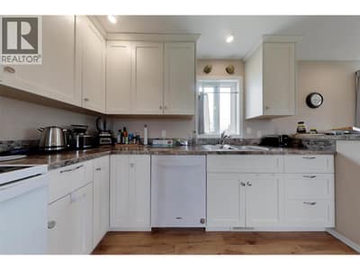 318 8th Avenue, Creston