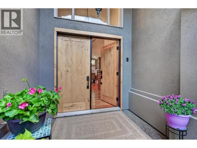 3929 Gallaghers Circle, Kelowna