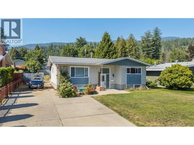 1684 RIDGEWOOD Drive, Castlegar