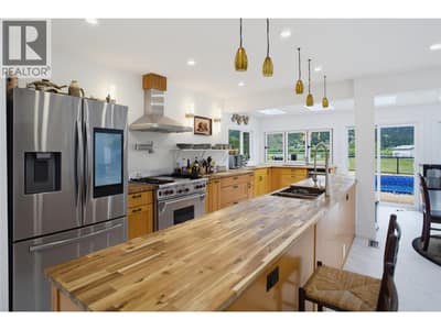 8576 WESTSYDE Road, Kamloops