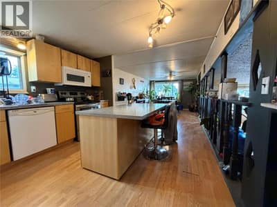 1288 Douglas Street, Merritt