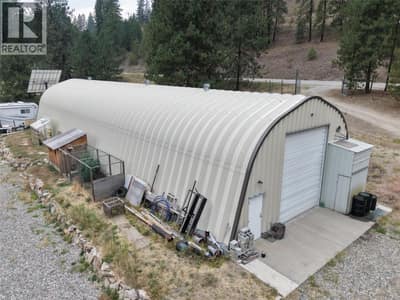 765 3 Highway, Grand Forks