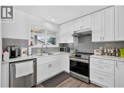 127 Okanagan Avenue W, Penticton