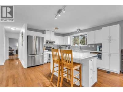 3281 McIver Road, West Kelowna