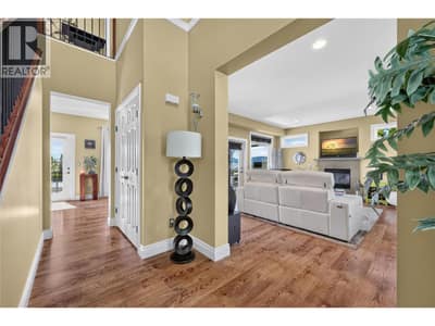 1124 Peak Point Drive, West Kelowna