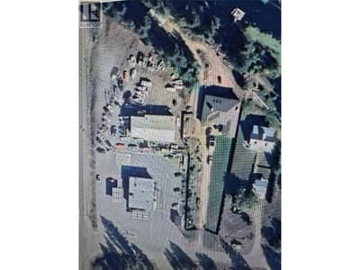 1600 McGregor Frontage Road, Christina Lake
