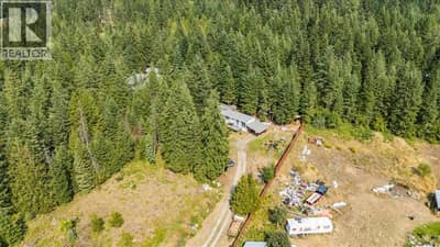 8864 SLOCAN  S Road, Slocan