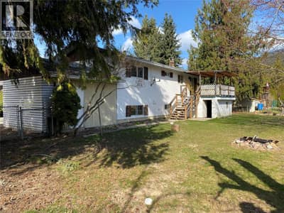 613 Forest Park Street, Sicamous