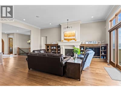 942 Hewetson Avenue, Kelowna