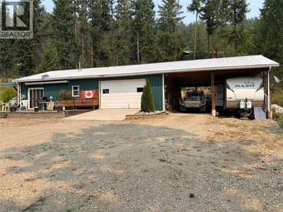 7465 Broadwater Road, Castlegar