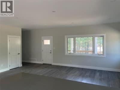 160 3rd Avenue, Christina Lake