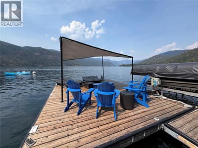 3127 East Lake Drive, Christina Lake