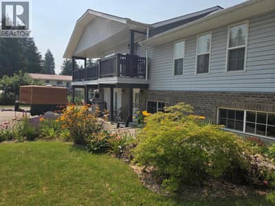 302 5th Street NW, Nakusp