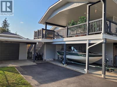 302 5th Street NW, Nakusp