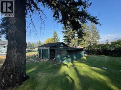 Detached garage/storage shed LCP for exclusive use of 109