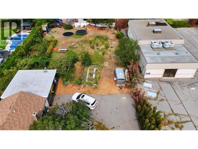 9700 Julia Street, Summerland