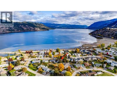 340 Lakeshore Drive, Chase