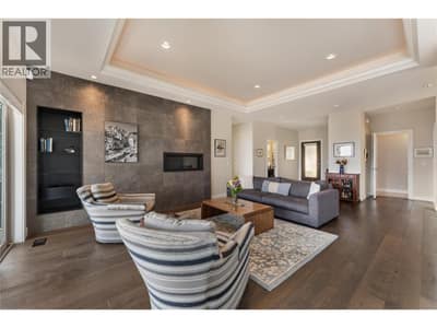 13464 Lake Hill Drive, Lake Country