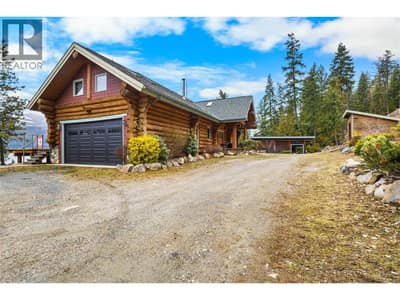 129 Boulder Beach Road, Kootenay Bay