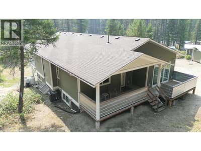4820 Highway 33, Beaverdell