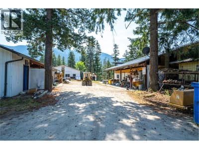 4274 97A Highway, Spallumcheen