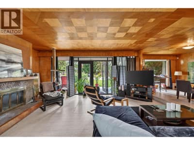348 Burne Avenue, Kelowna