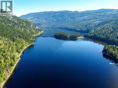 4221 Barriere Lakes Road, Barriere