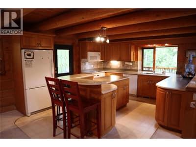4221 Barriere Lakes Road, Barriere