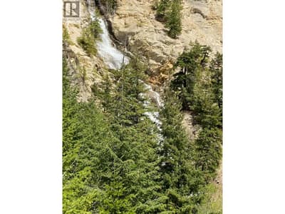 Waterfall on DL827