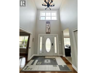 230 Prospect Drive, Grand Forks