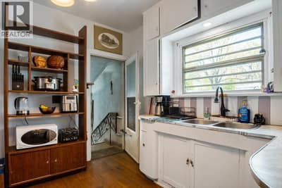 3038 10th Avenue, Keremeos